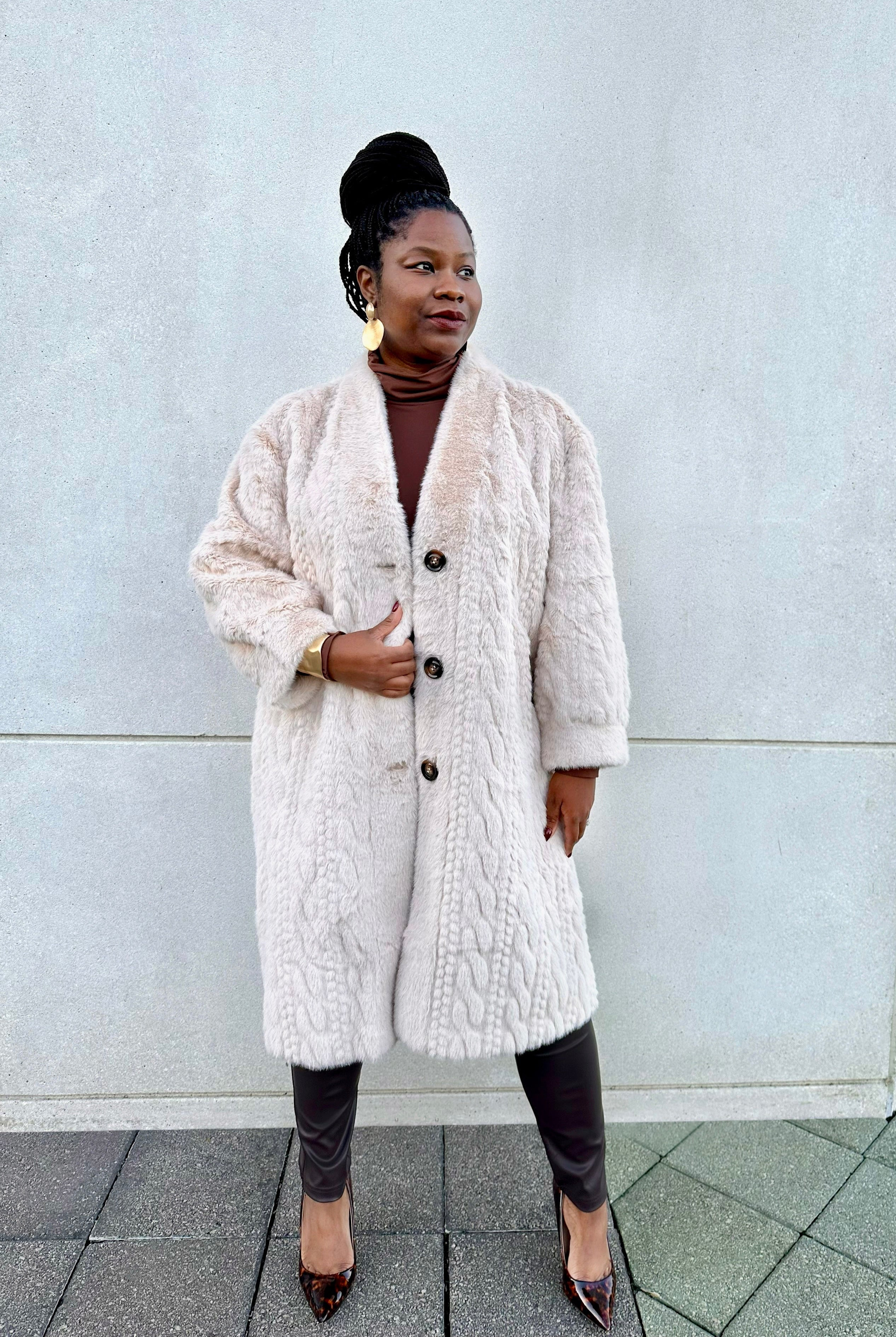 Single-Breasted Long Faux Fur Coat – Cream (1X-3X)