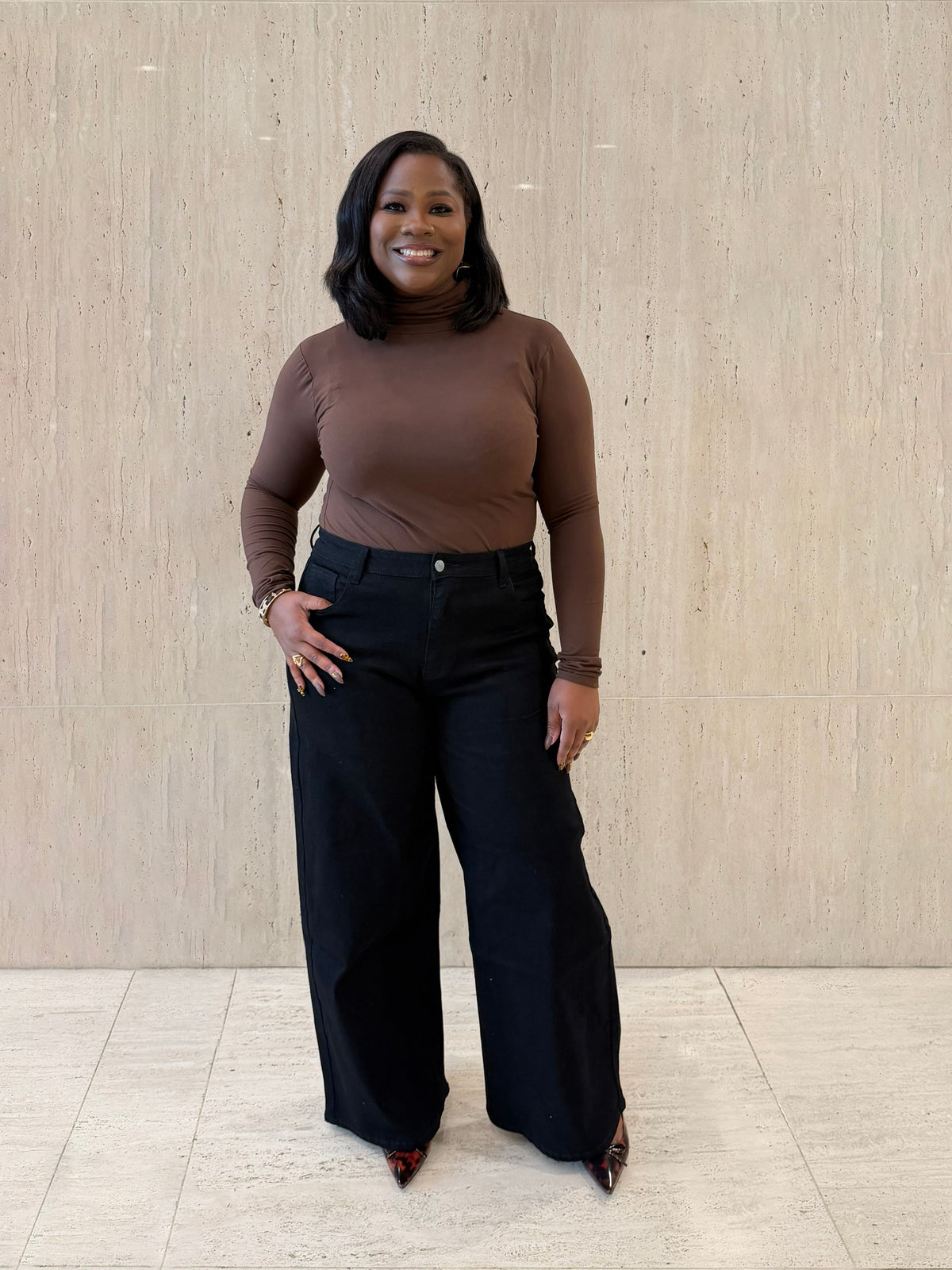 Black Wash Wide-Leg Denim